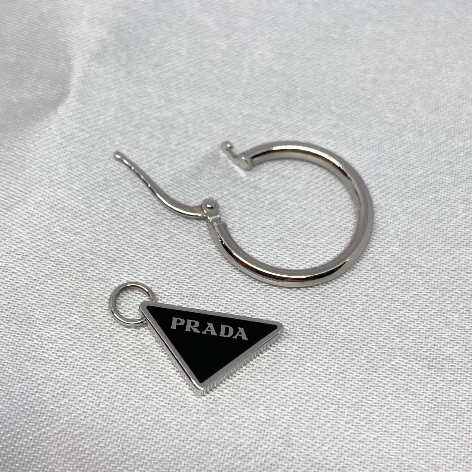 ◇美品◇ PRADA プラダ シンボル ペンダント ピアス セット 2JO750