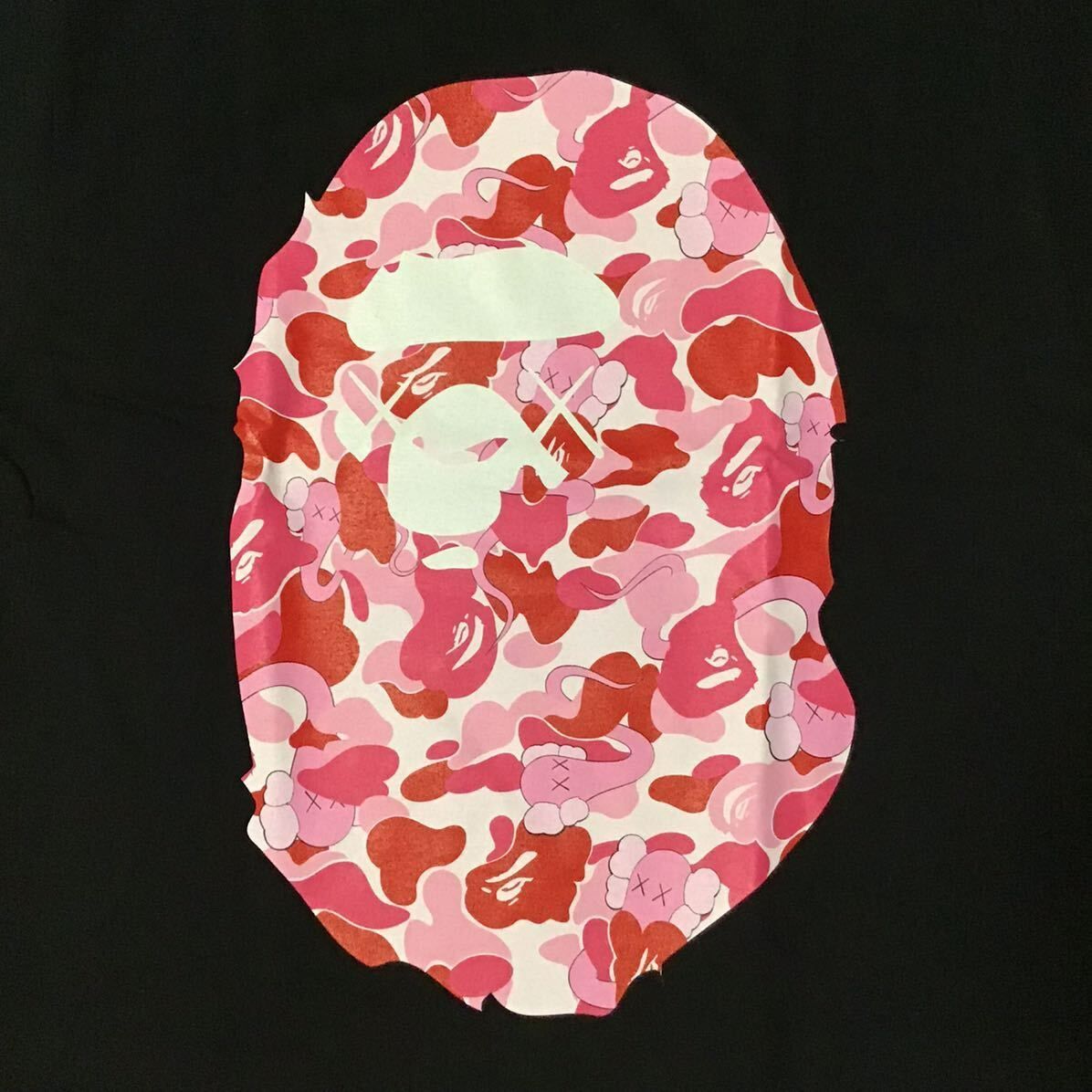 ☆新品☆ KAWS × BAPE Bendy ABC camo Pink Big Head Tシャツ M