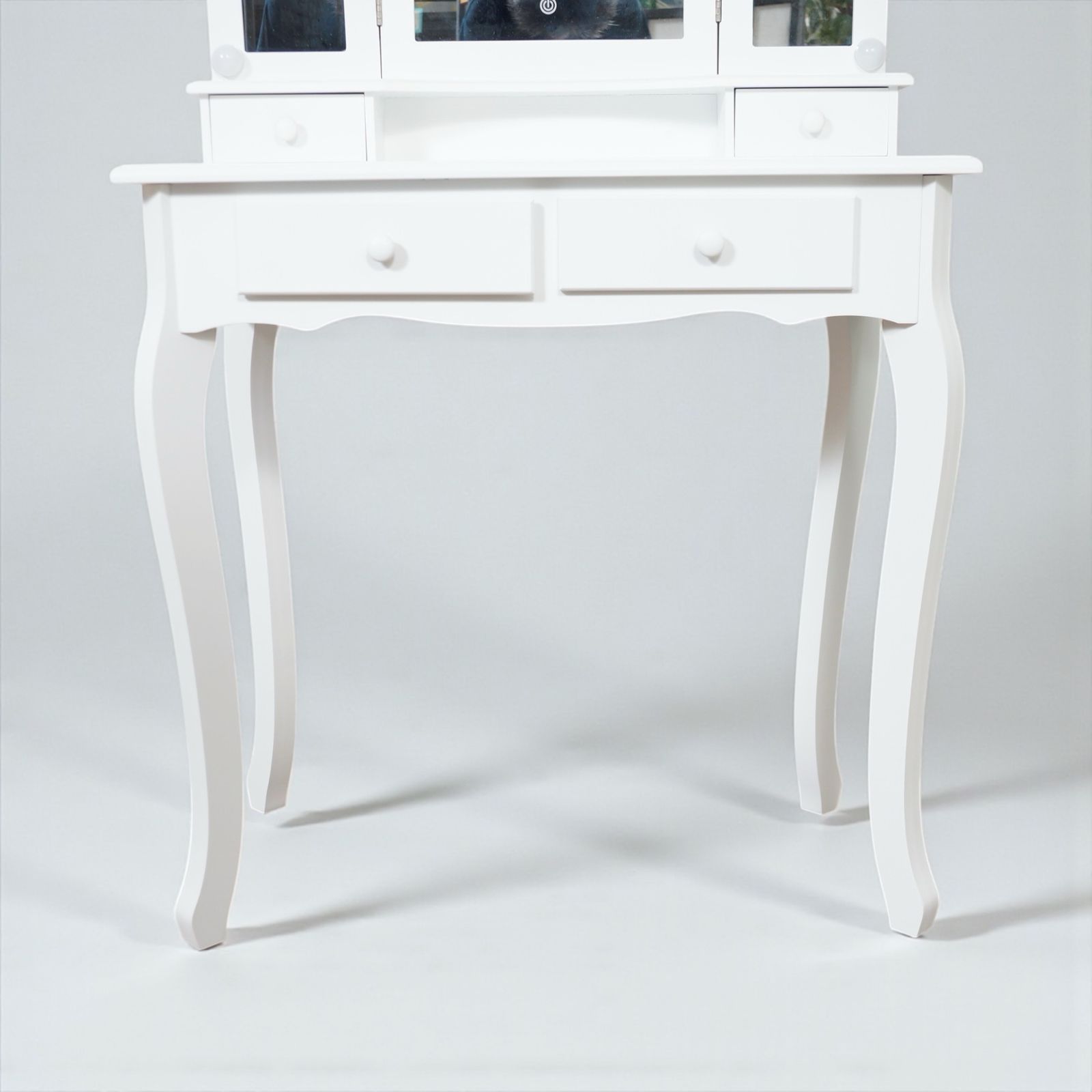 白3色調光 明るさ調節可