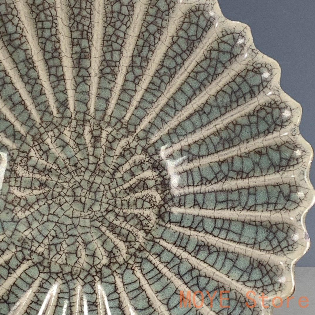 老窯磁器ぬし磁器開片笠皿  景徳鎮 陶磁器 装飾品 現代工芸品 美術品 置物 老窯磁器ぬし磁器開片笠皿 景徳鎮 陶磁器 装飾品 現代工芸品