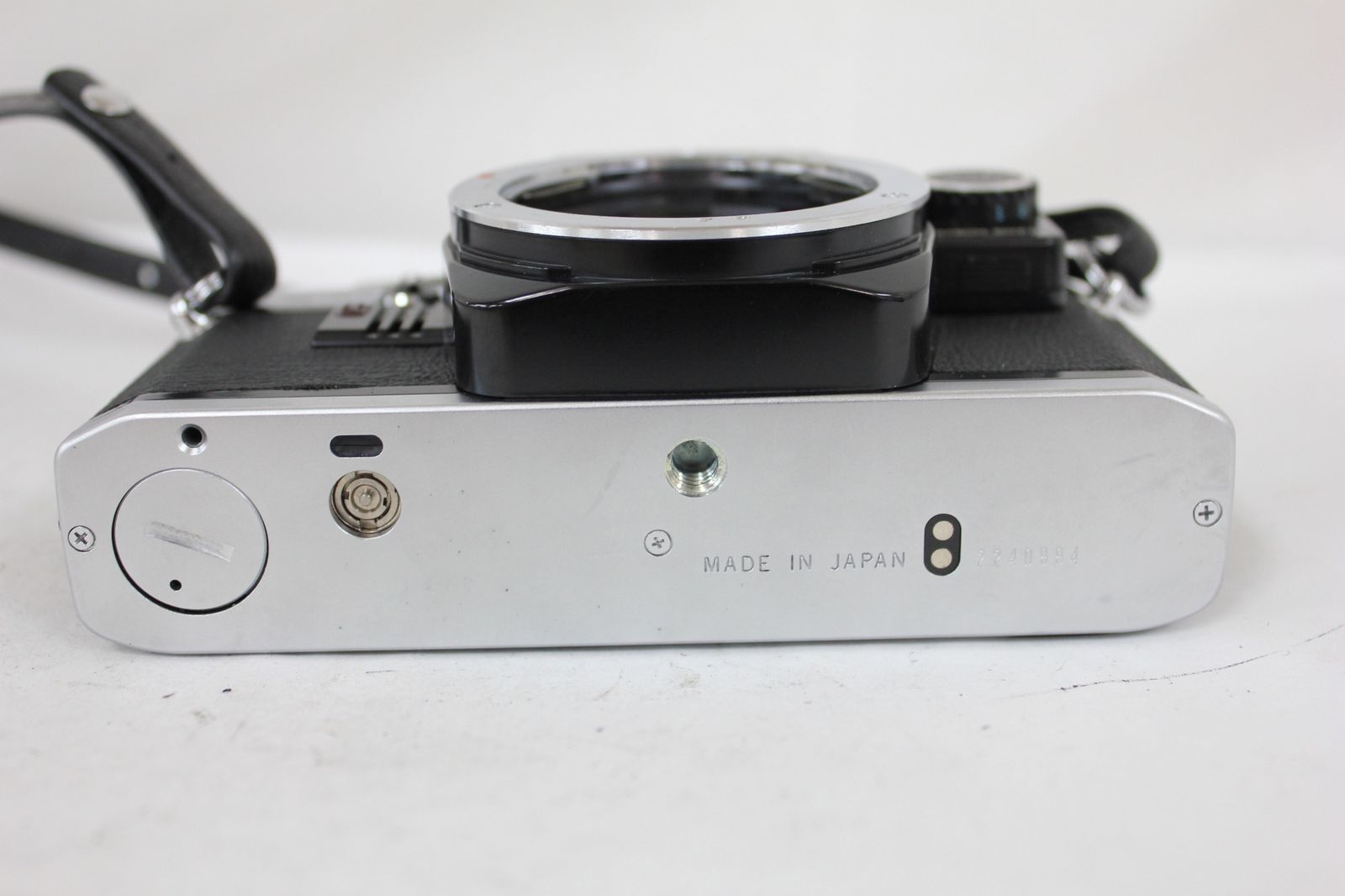 OLYMPUS OM10 （マニュアルアダプター付き） + 50mm f1.4