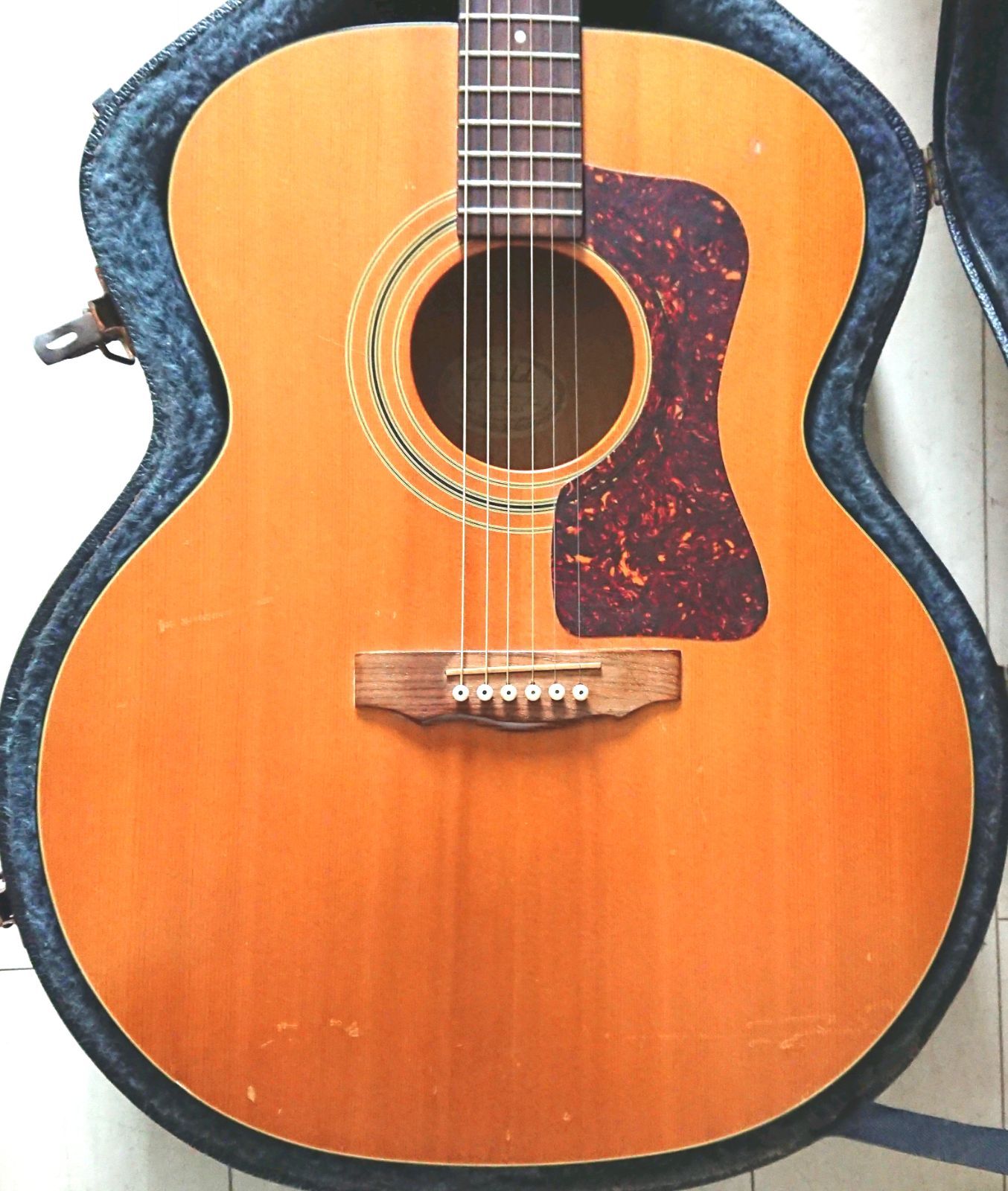GUILD ギルド JF4 NAT 1993年製 ジャンボモデル アコースティックギター アーチバック Made in USA 代理店 山野楽器 黒色 オリジナル  ハードケース付き|mercariメルカリ官方指定廠商|Bibian比比昂代買代購