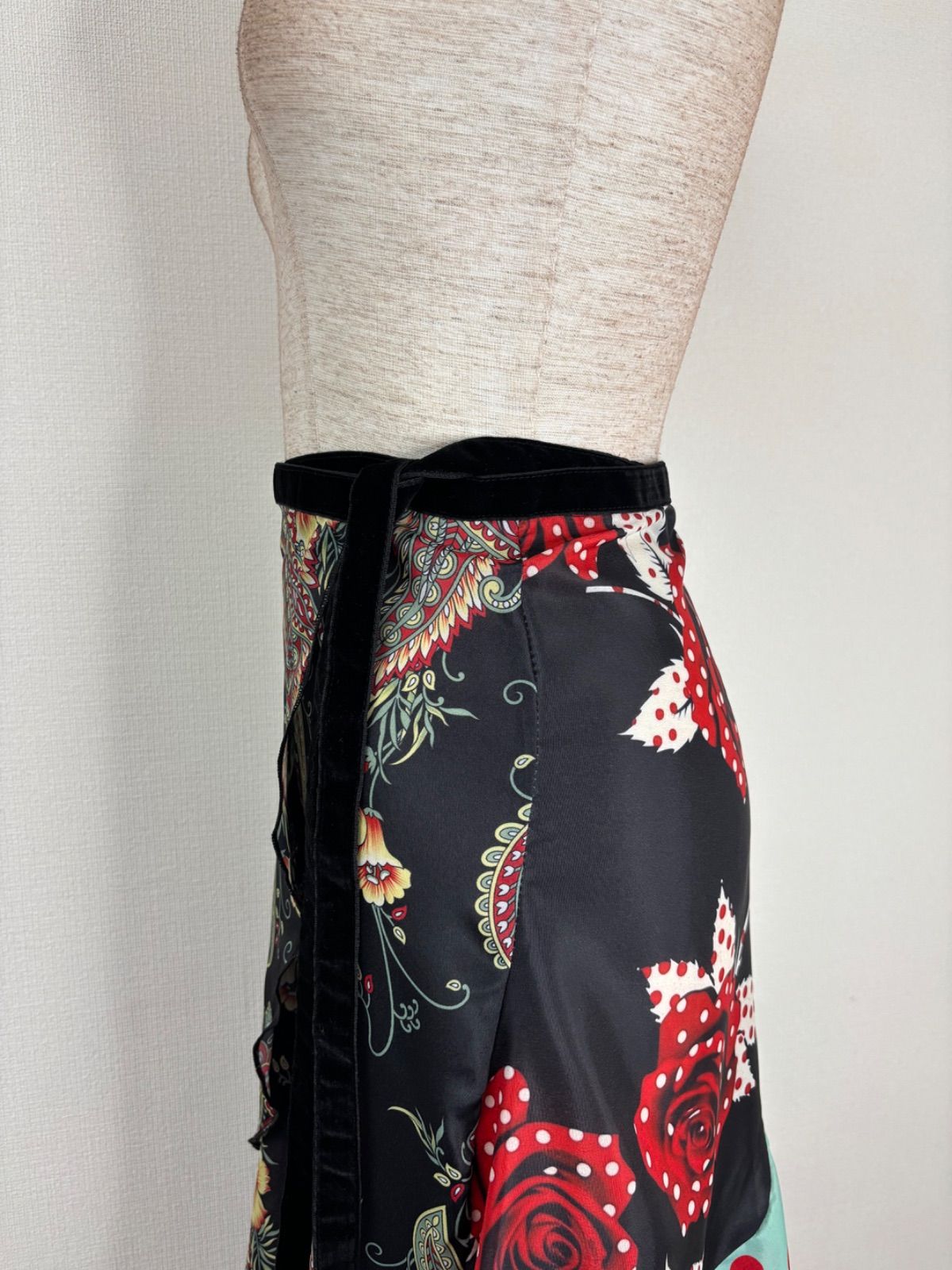 ⭐︎フラメンコ巻きスカート ファルダ⭐︎ 新品》フラメンコ 巻きスカート ファルダ 衣装 - メルカリ