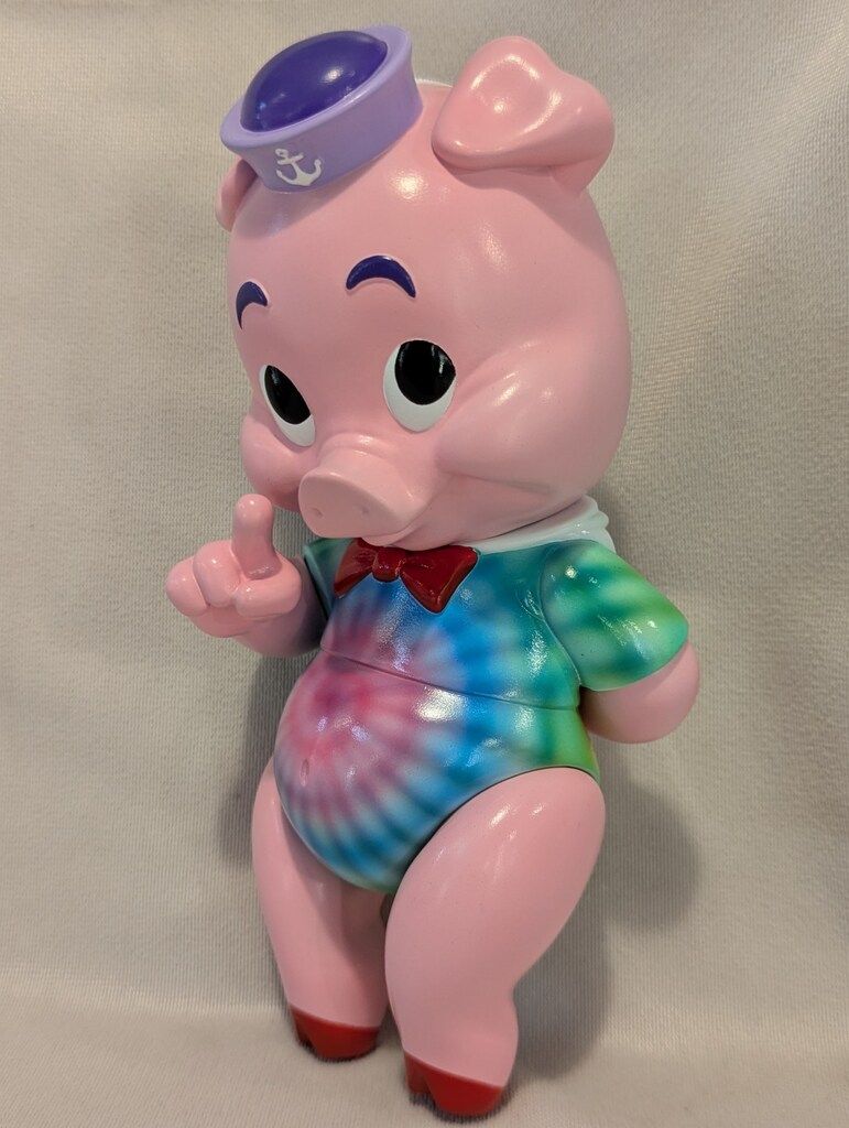BlackBook Toy Frank Kozik Piggums Marvel Okinawa Tie-Dye one off