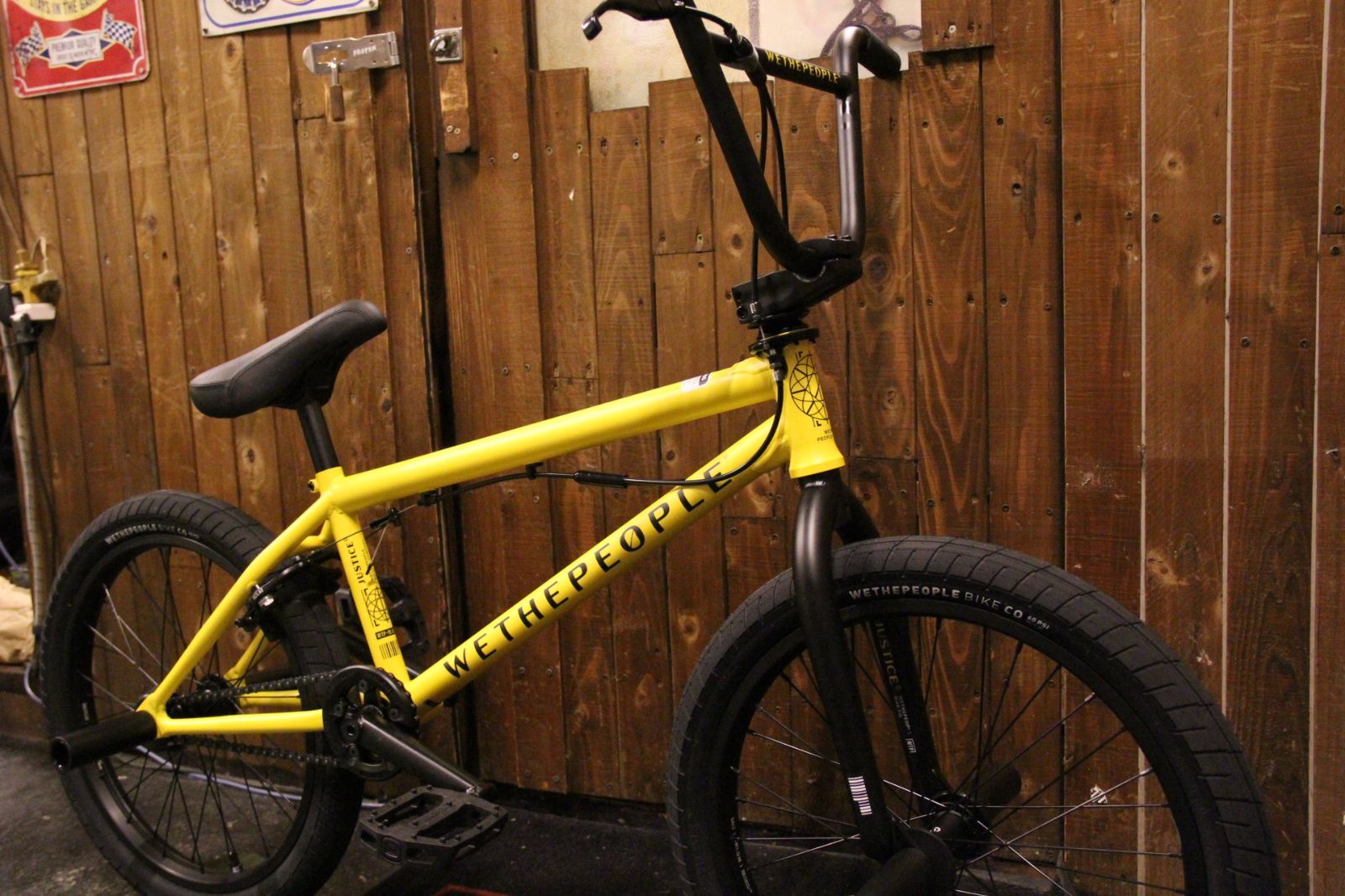 自転車 BMX 20インチ ストリート WETHEPEOPLE JUSTICE MATT TAXI