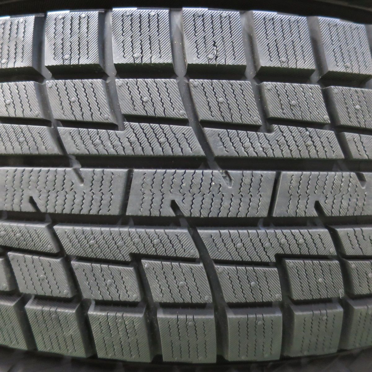 スタッドレス 195|65R16