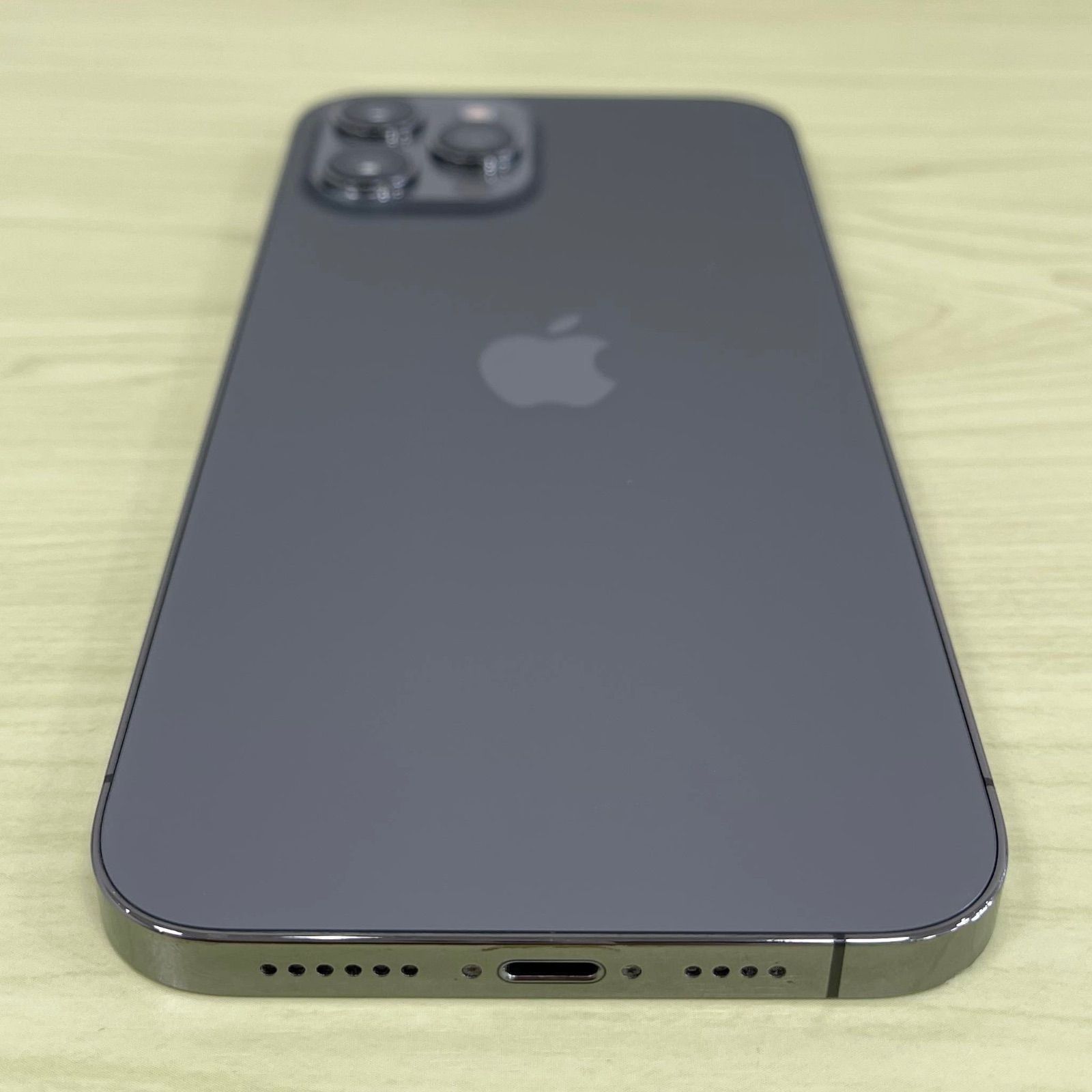 iPhone12ProMax 本体 128GB グラファイト SIMフリー 21375 - メルカリ