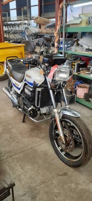 ホンダ VF750 セイバー RC07 フロントフェンダーステー H351-25 - メルカリ