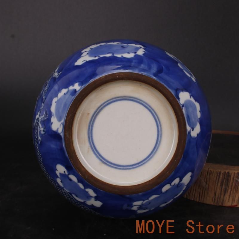 清乾隆青花穿雲花竜紋天球瓶 景徳鎮 陶磁器 装飾品