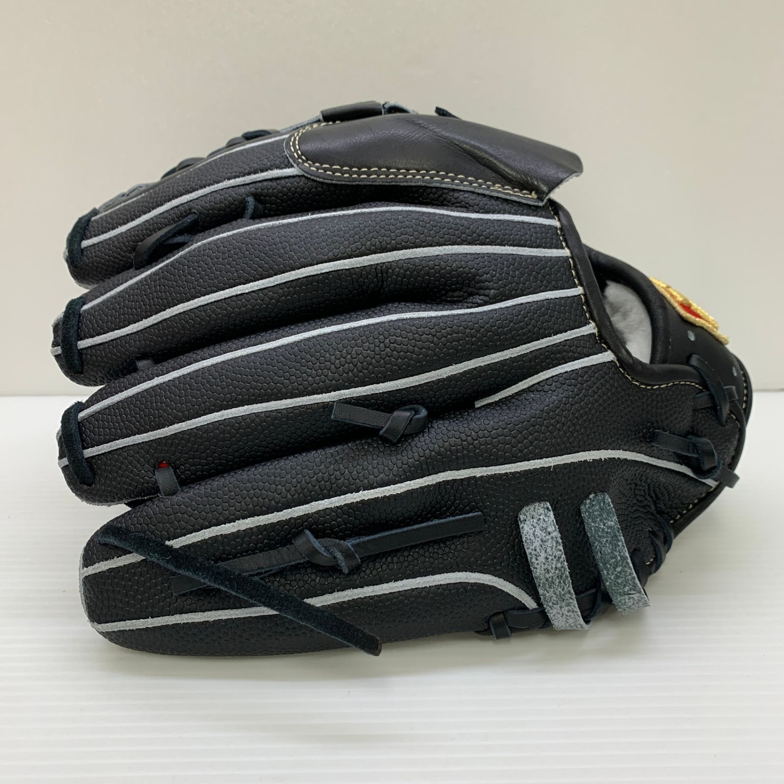 ピッチャー グラブ