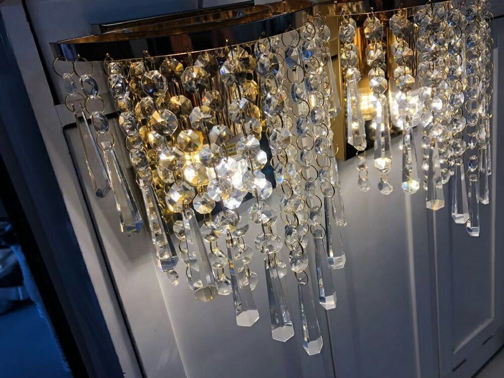 シャンデリア 2個セット クリスタルガラス製 ビーズ使用のゴージャス壁掛け