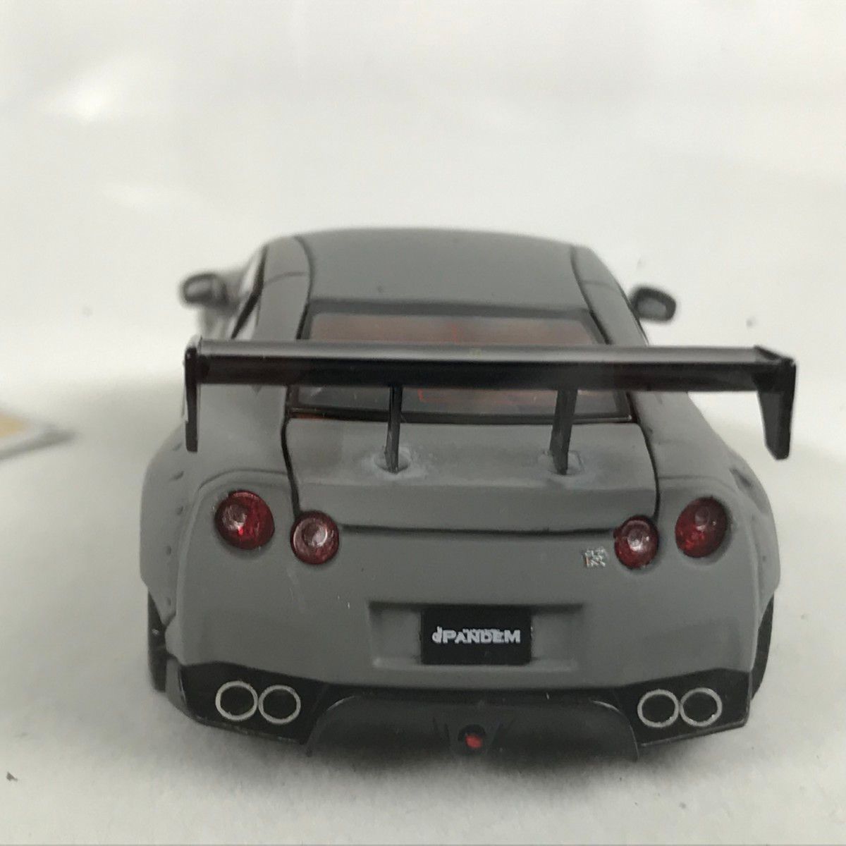 PGM 1/64 日産 R35 ロケットバニー フル開閉モデル グレー 1/64 PGM 日産 GTR R35 ロケットバニー パンデム フル開閉グレー PGM
