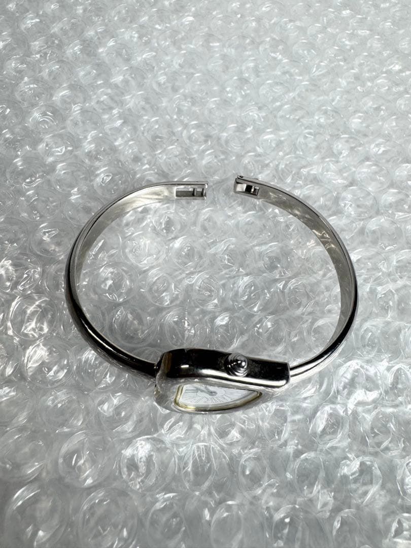 稼働品 イヴサンローラン ハート レディース 腕時計 シルバー バングル