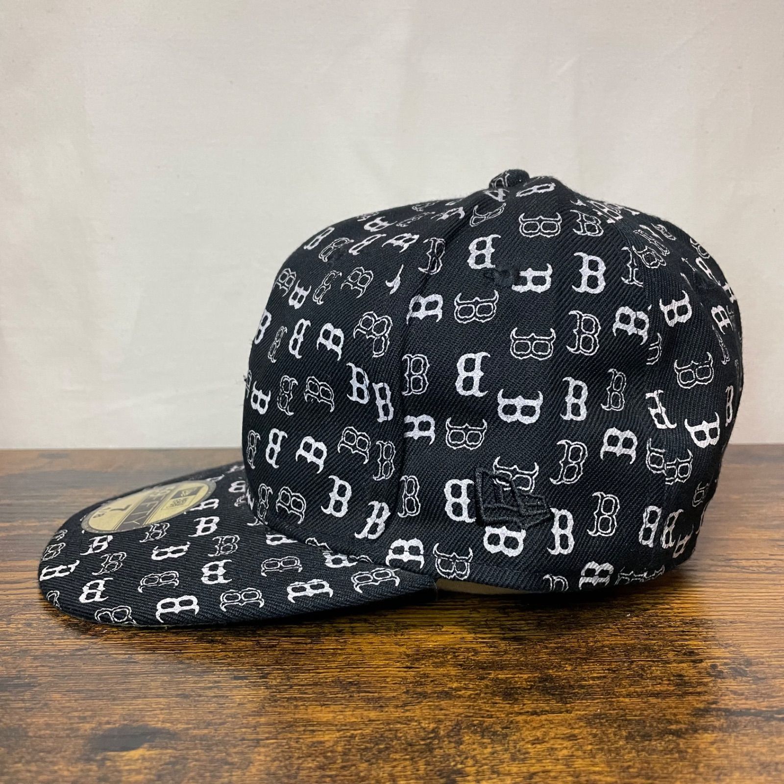 F-73ニューエラVintage総柄ロゴ×バイザー裏カモフラレッドソックスCap