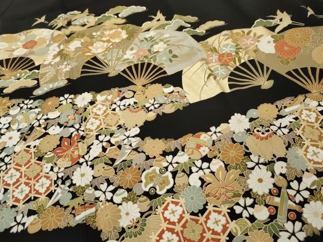 作家物 金駒刺繍 豪華金彩 素敵なデザイン 比翼付き黒留袖 正絹 AK-5419 作家物 金駒刺繍 豪華金彩 素敵なデザイン 比翼付き黒留袖 正絹