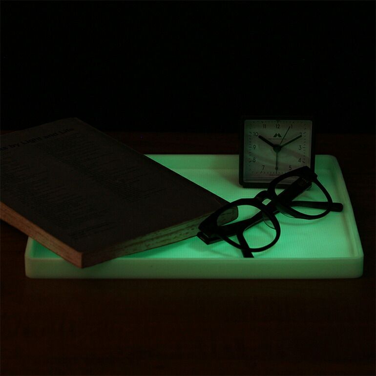 【新品】【1点販売】DETAIL[ディテール] Glow Jumbo Parts Tray (蓄光トレイ ジャンボ) [トレイ 小物入れ 発光 蓄光  24時間発光 シリコーンラバー インテリア]