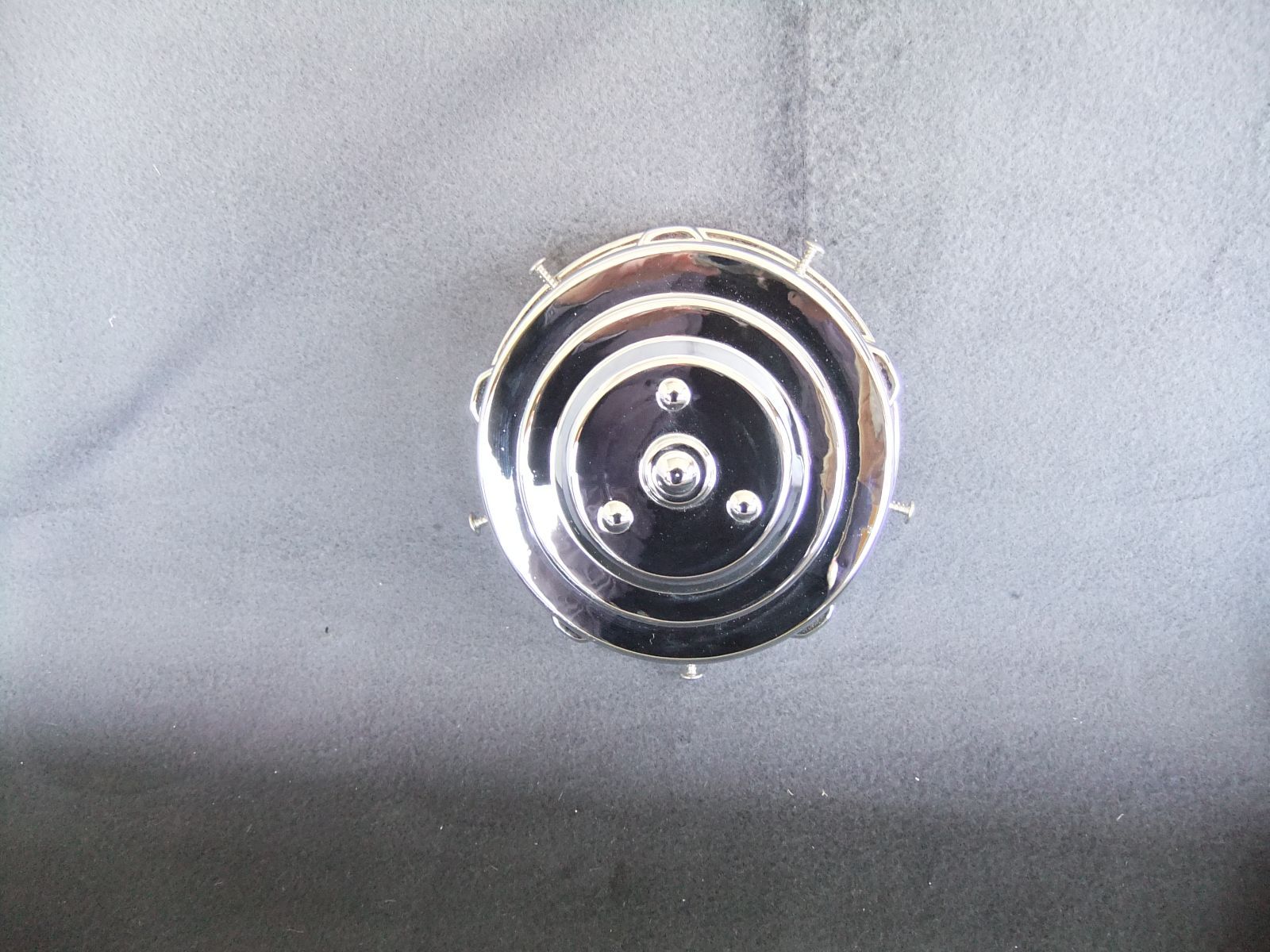 リヤハブキャップカバー フラット 2個セット RH-2 M 標準中型 4t クロームメッキ デコトラ トラック ホイールスピンナー