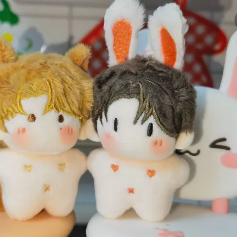 stray kids リノ　5cm ぬいぐるみ　新品　マスター stray kids ハン リノ ぬいぐるみ 5cm 新品 マスター - メルカリ