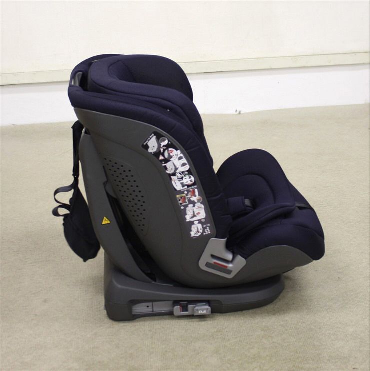 美品 セイブトレック ISOFIX エッグショック TB ネイビー コンビ製