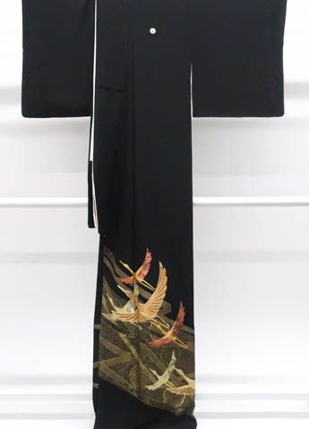 黒留袖　正絹　金彩　五つ紋　作家物　鶴　松葉　着物　071tz 鶴・松刺繍＆箔置き正絹金彩黒留袖ワンピースM～L＆ギャザー