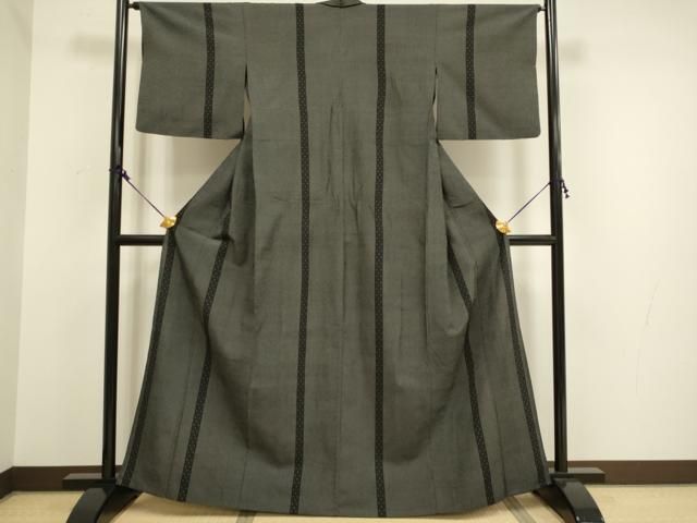 平和屋着物▽本塩沢 単衣 蚊絣 黒地 正絹 逸品 DAAV3175du - メルカリ 平和屋着物▽本塩沢 単衣 蚊絣 黒地 正絹 逸品 DAAV3175du - メルカリ
