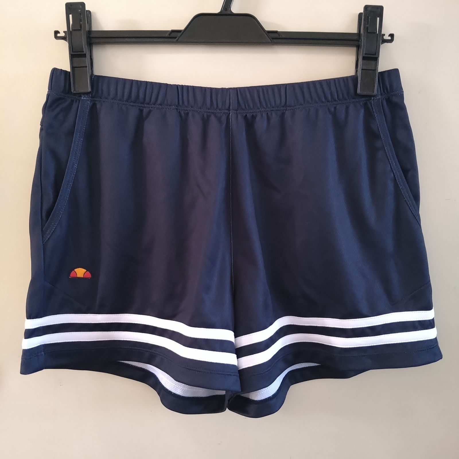 エレッセellesse レディース ショートパンツ Mサイズ - レディースウェア