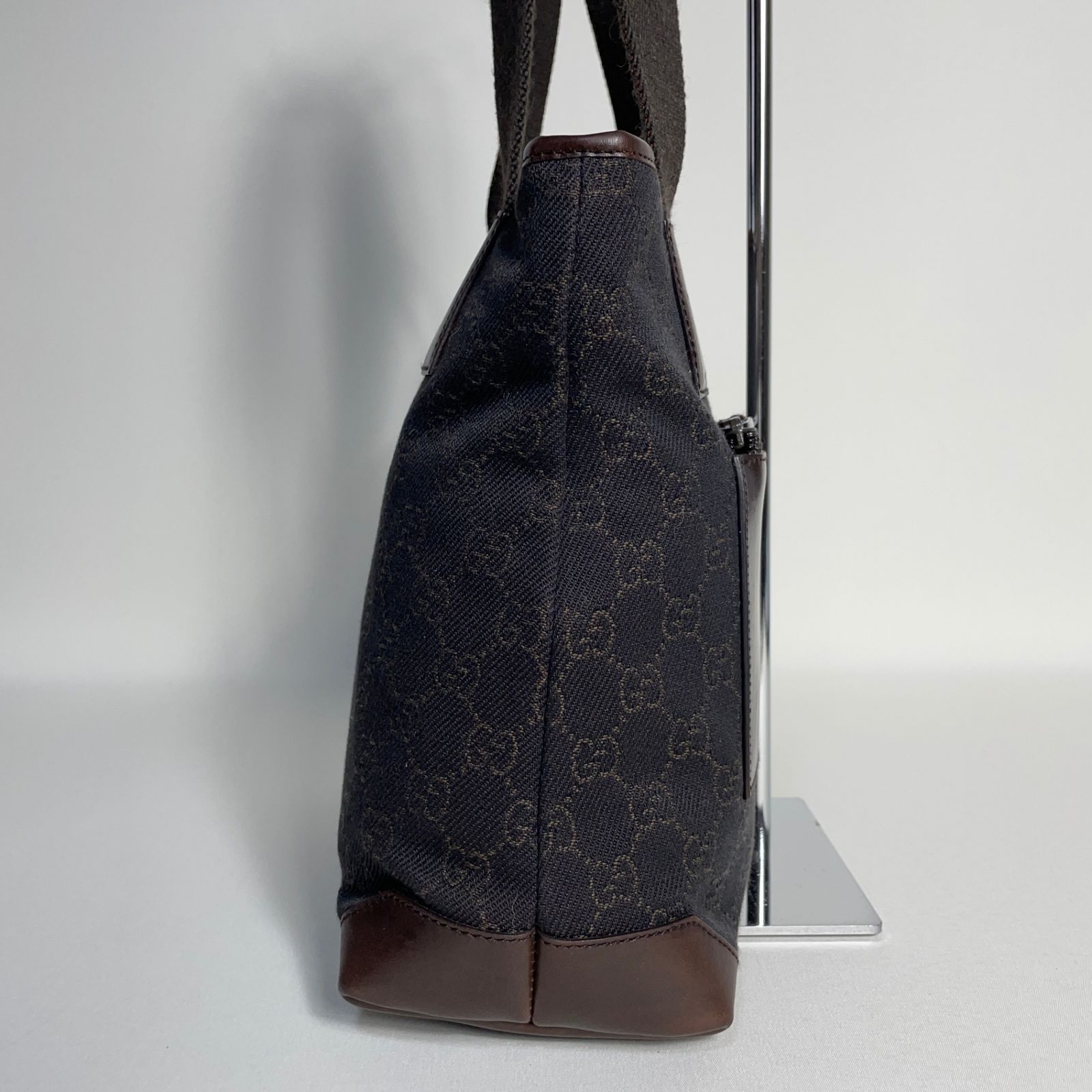 2503-131｜美品｜グッチ GGキャンバス ショルダーバッグ ダーク 