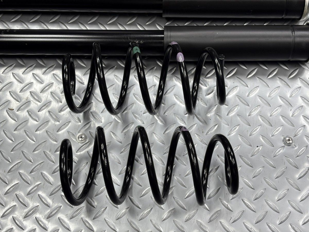 ショックアブソーバー スイスポ