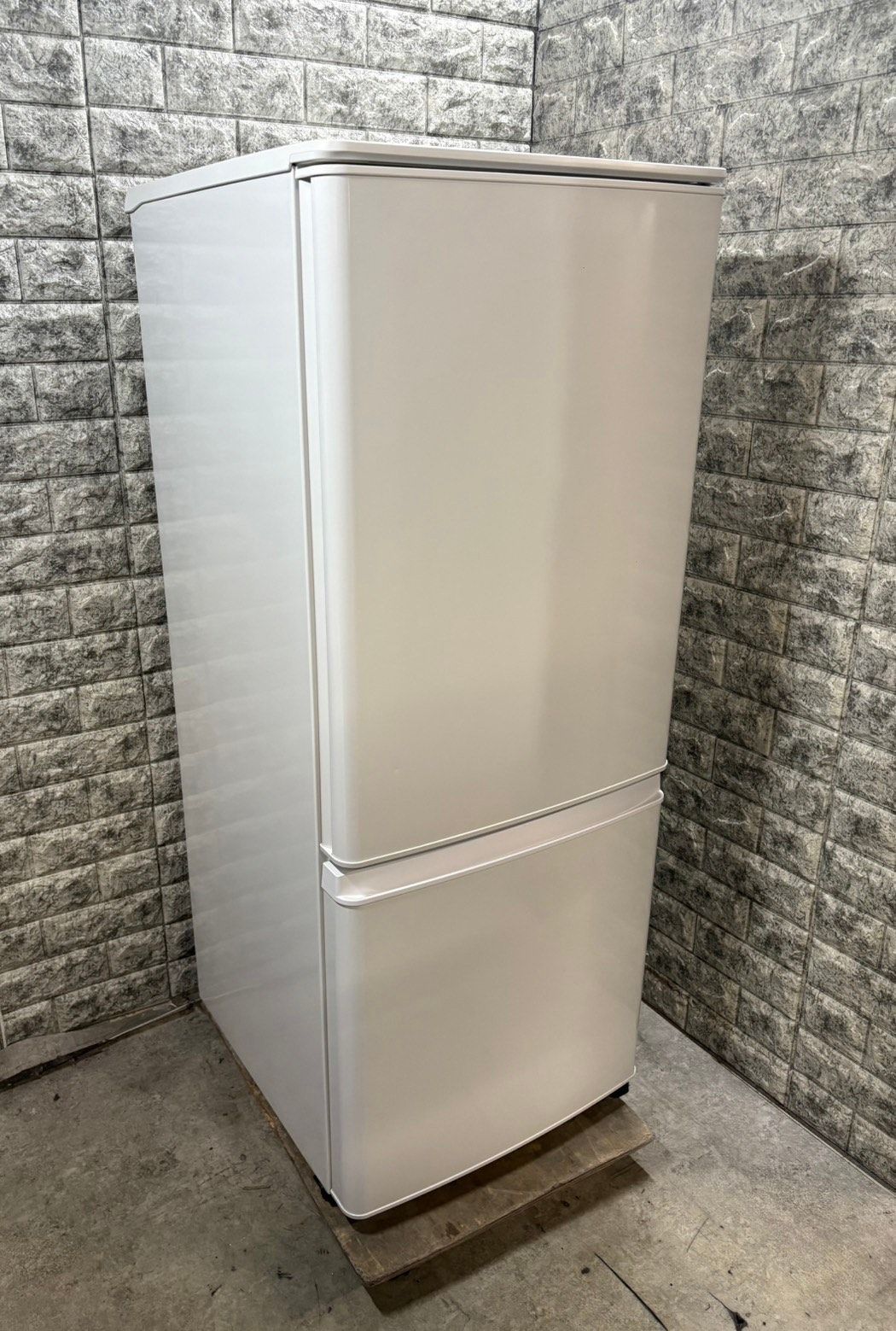 高年式】大阪送料無料☆3か月保障付き☆冷蔵庫☆2023年☆三菱☆2ドア  