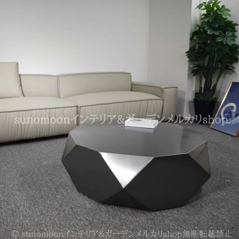 ファセット調 センター テーブル 多面体 ラグジュアリー おしゃれ かわいい インテリア ロー 丸 テーブル ステンレス メタリック調 シャープ MARWIL-DEMENAGEMENTS_CH
