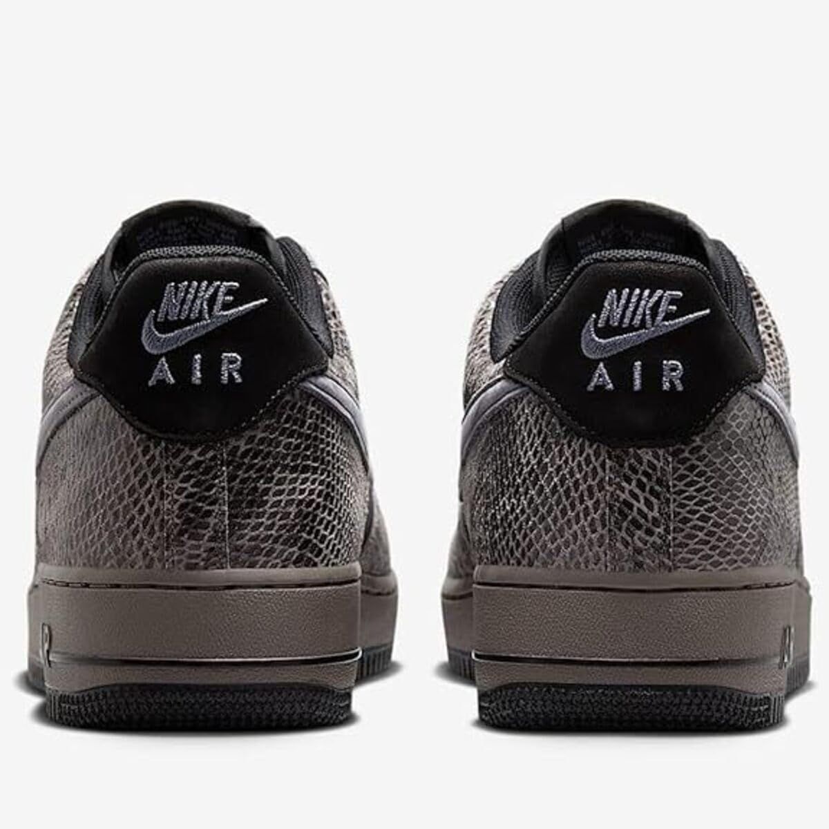 ナイキ] エア フォース 1 '07 LV8 AIR FORCE 1 '07 LV8 オフ