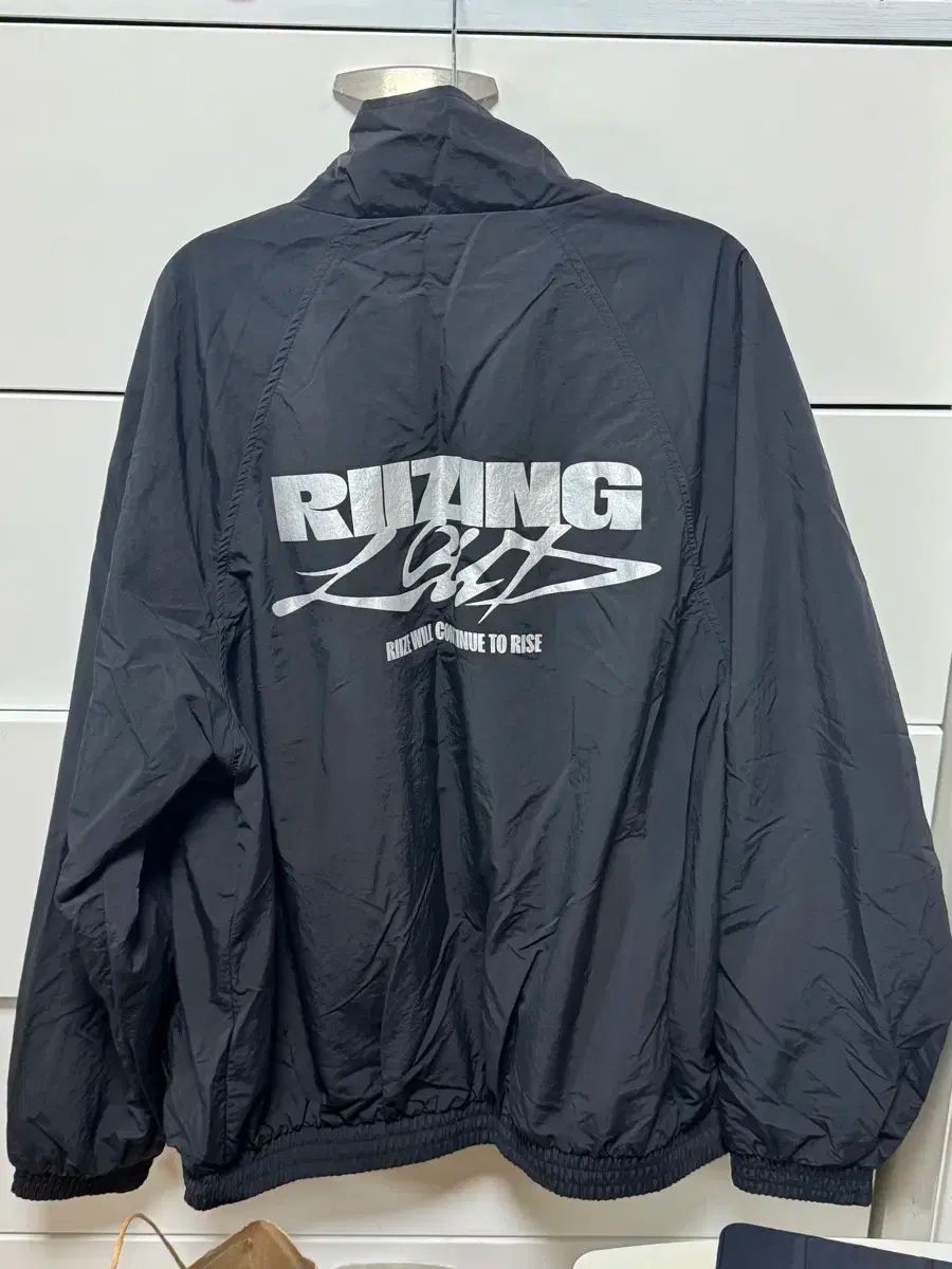SALE，限定セール RIIZE（ライズ）ウィンドブレーカー MD その他