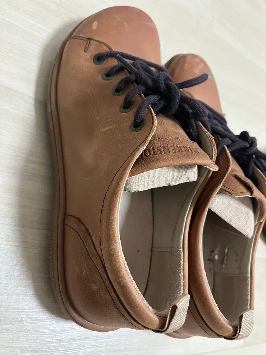 BIRKENSTOCK