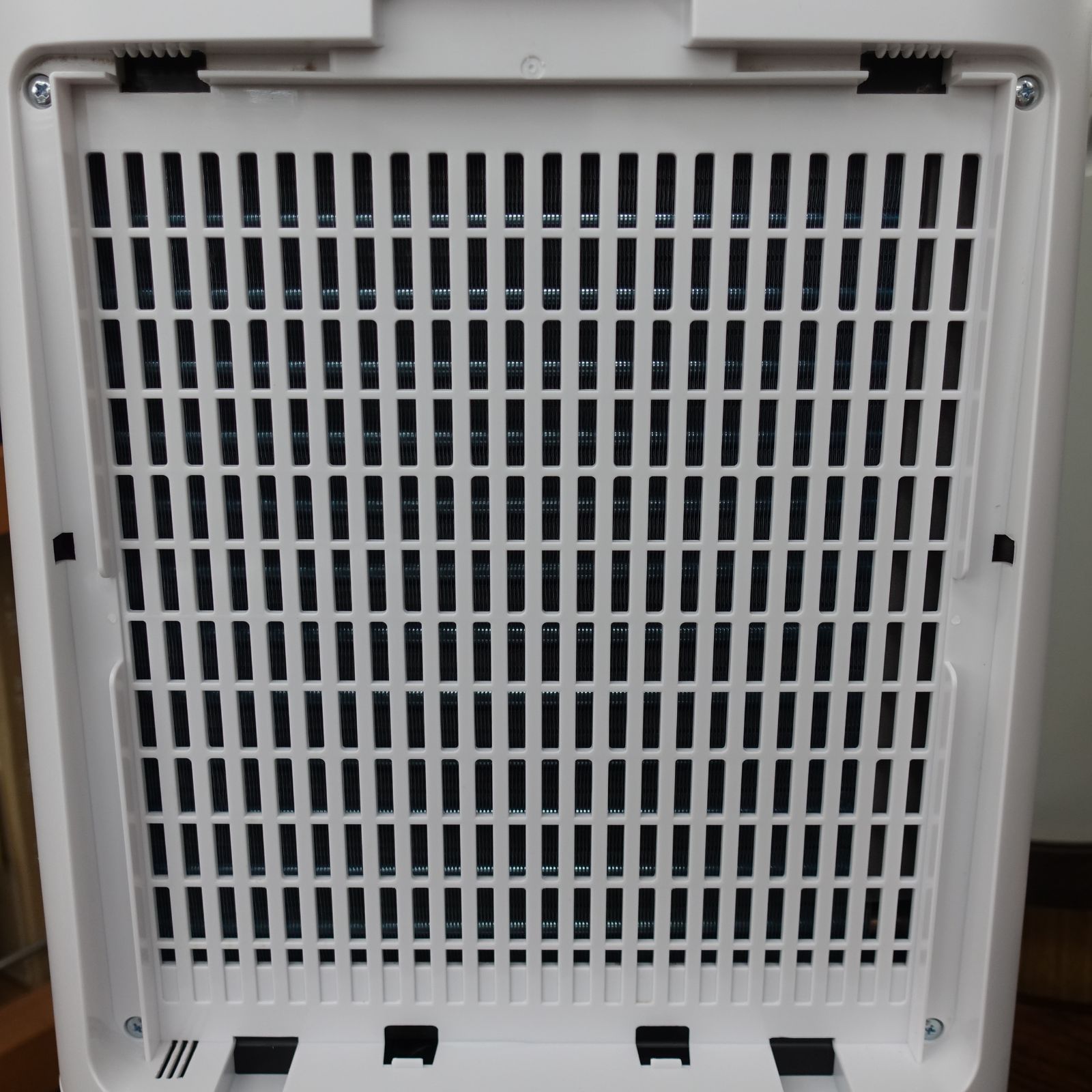 シャープ 衣類乾燥除湿機 CV-P180-W 製 コンプレッサー方式 木造23畳まで 鉄筋45畳まで エキスパート藤沢辻堂店 衣類乾燥機 除湿器 WWW_KANDAIZUMI_COM