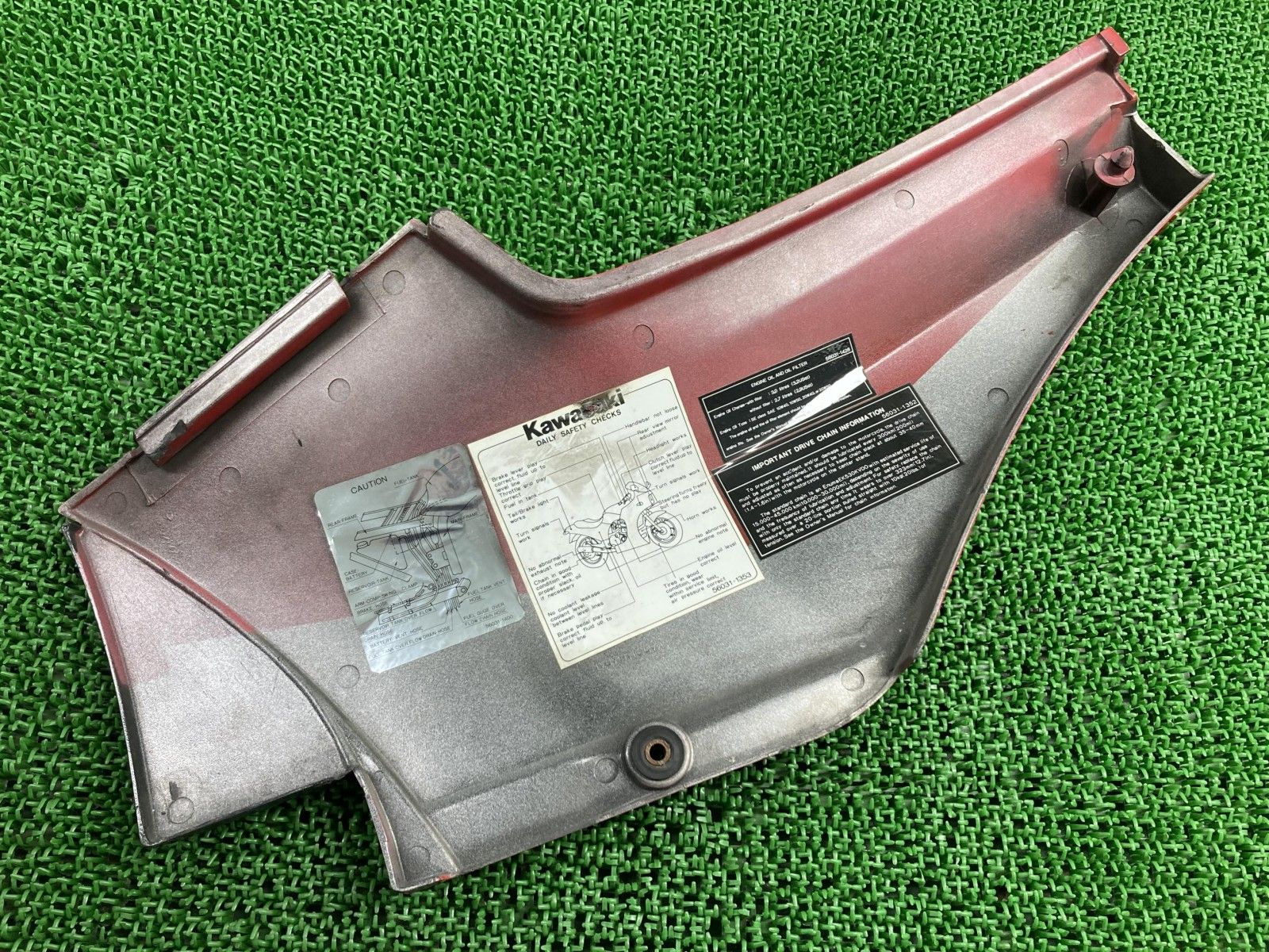 GPZ900R サイドカバー 右 赤 カワサキ 純正 バイク 部品 ZX900A 割れ 