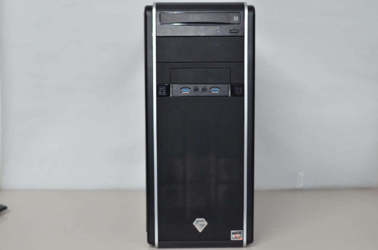 中古良品 ゲーミングPC/Win11/AMD Ryzen 7 3700X/SSD512GB/メモリ16GB/GTX1080/DVDマルチ/デスクトップPC