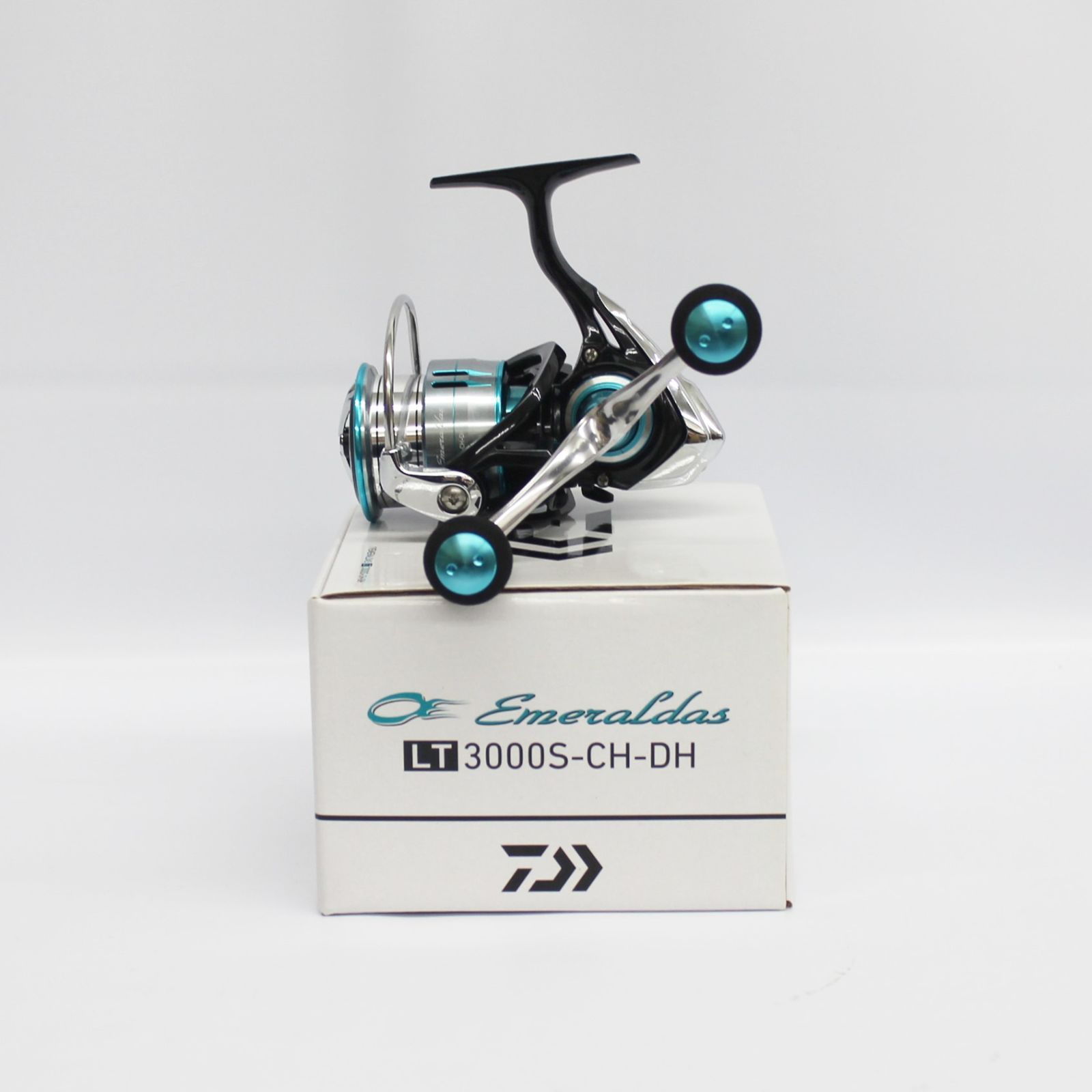 【未使用品】DAIWA 19 EMERALDAS LT 3000S-CH-DH 00060103