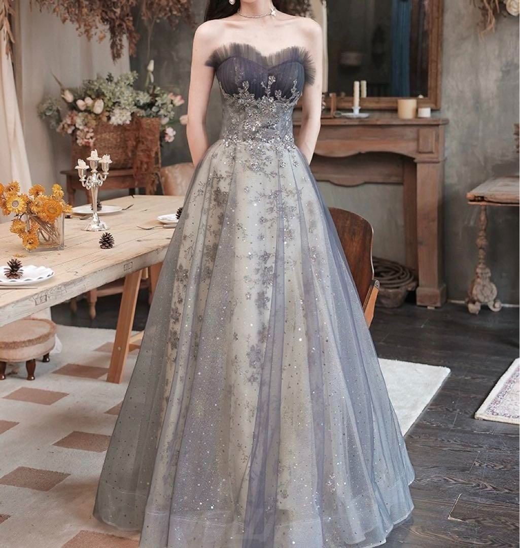 ベアとパフスリーブの2種類