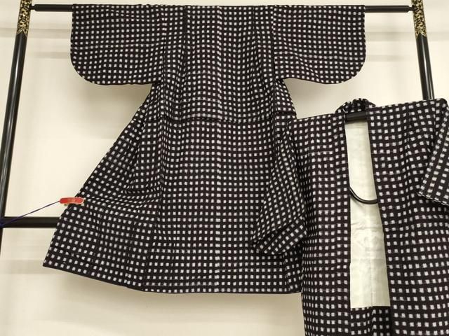 平和屋着物[]子供　男の子　久留米絣　アンサンブル　絣文様　黒地　綿　逸品　AAAY2867ja