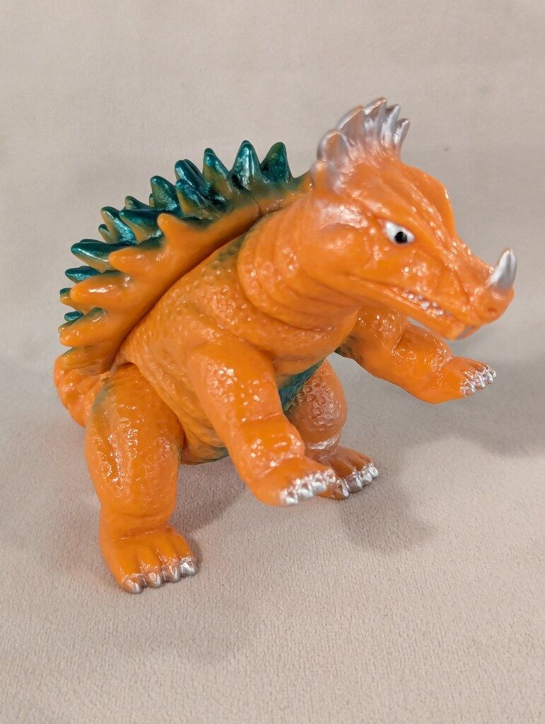 サンガッツ ゴジラ アンギラス/ソフビ 赤色 サンガッツ ゴジラ