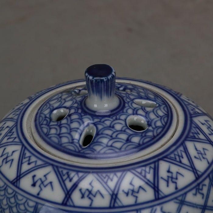 青花五良大甫香炉 香道具 景徳鎮 陶磁器 装飾品 現代工芸品美術品 置物 青花五良大甫香炉 香道具 景徳鎮 陶磁器 装飾品 現代工芸品美術