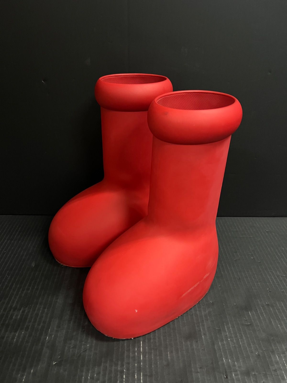 78.MSCHF Big Red Boots 25cm 併売品