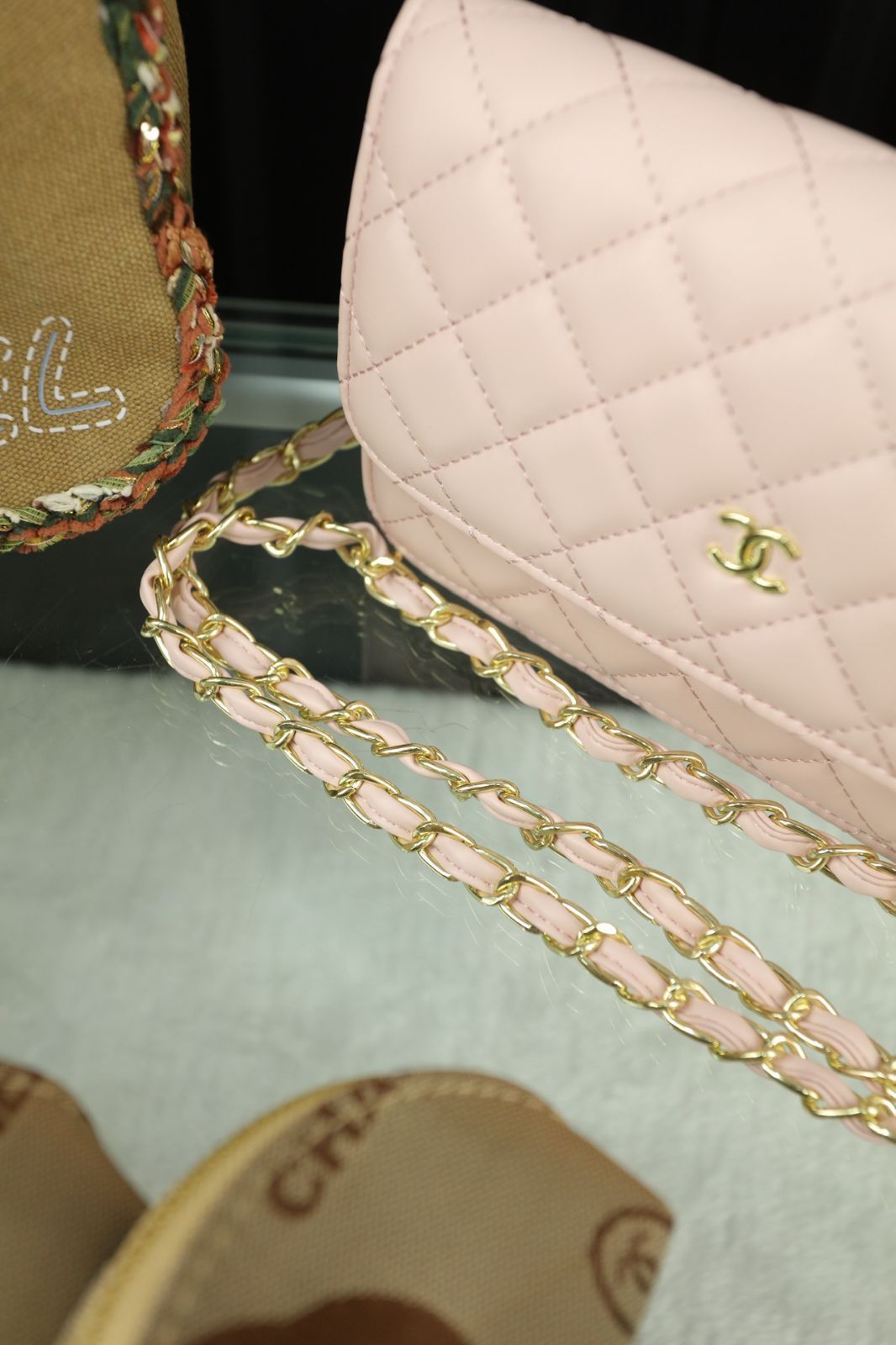 CHANELシャネルvintageヴィンテージヴァニティ　化粧ポーチミント CHANELシャネルvintageヴィンテージヴァニティ 化粧ポーチミント