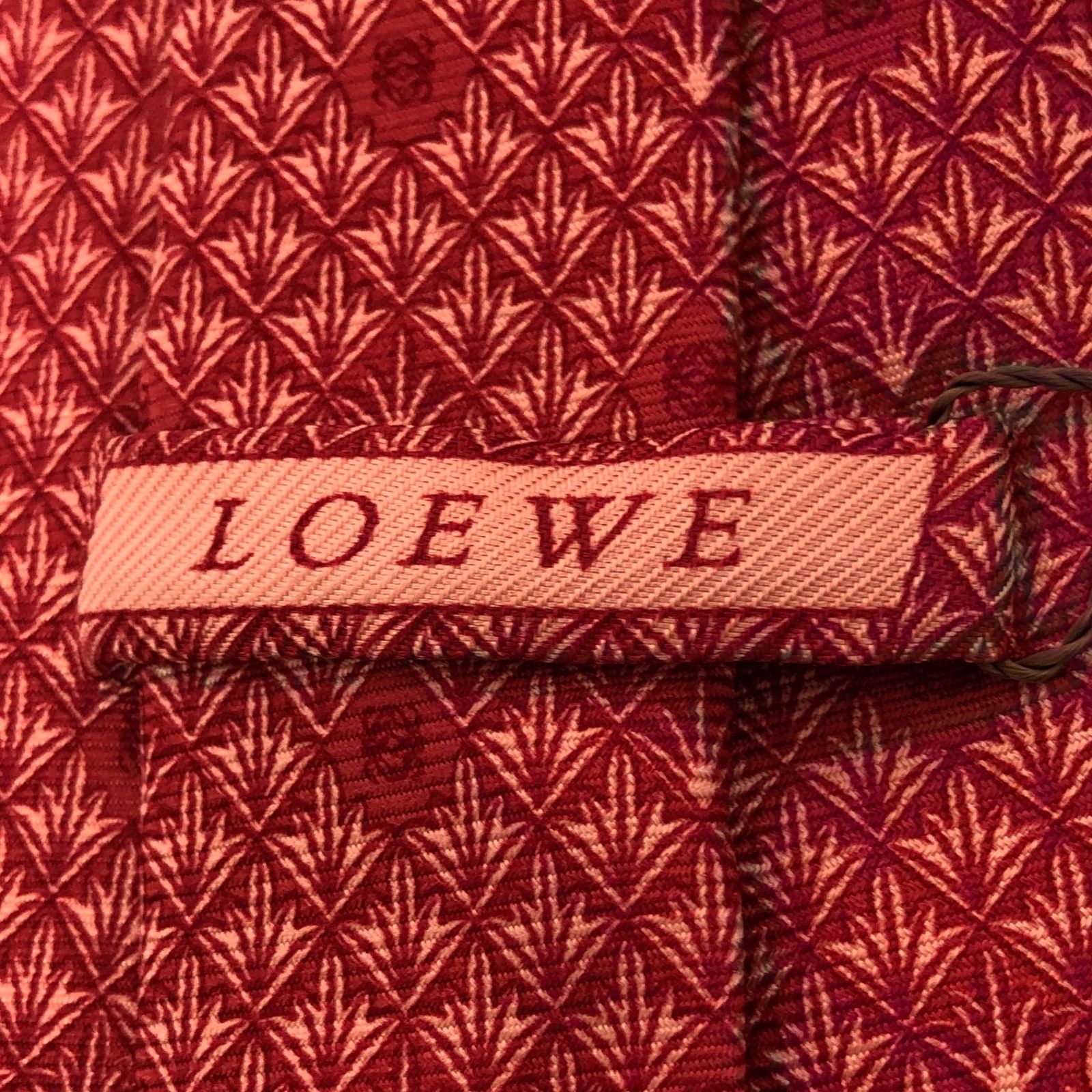 新品】LOEWE ロエベ ネクタイ レッド SGAW10-7564 - メルカリ