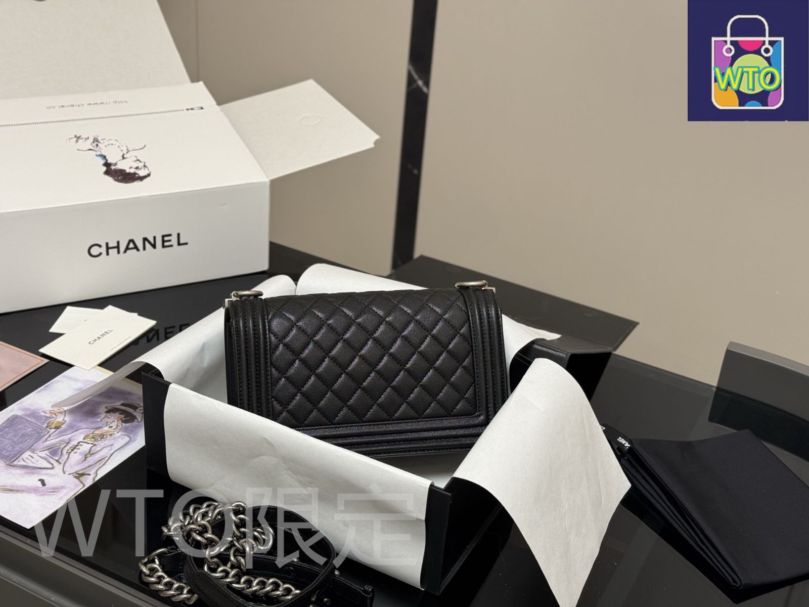 お値下げ☆新品未使用品CHANEL並行輸入品 合皮手袋  モコモコ 黒 シャネルトップハンドル 2WAY 42976 ブラック レディース