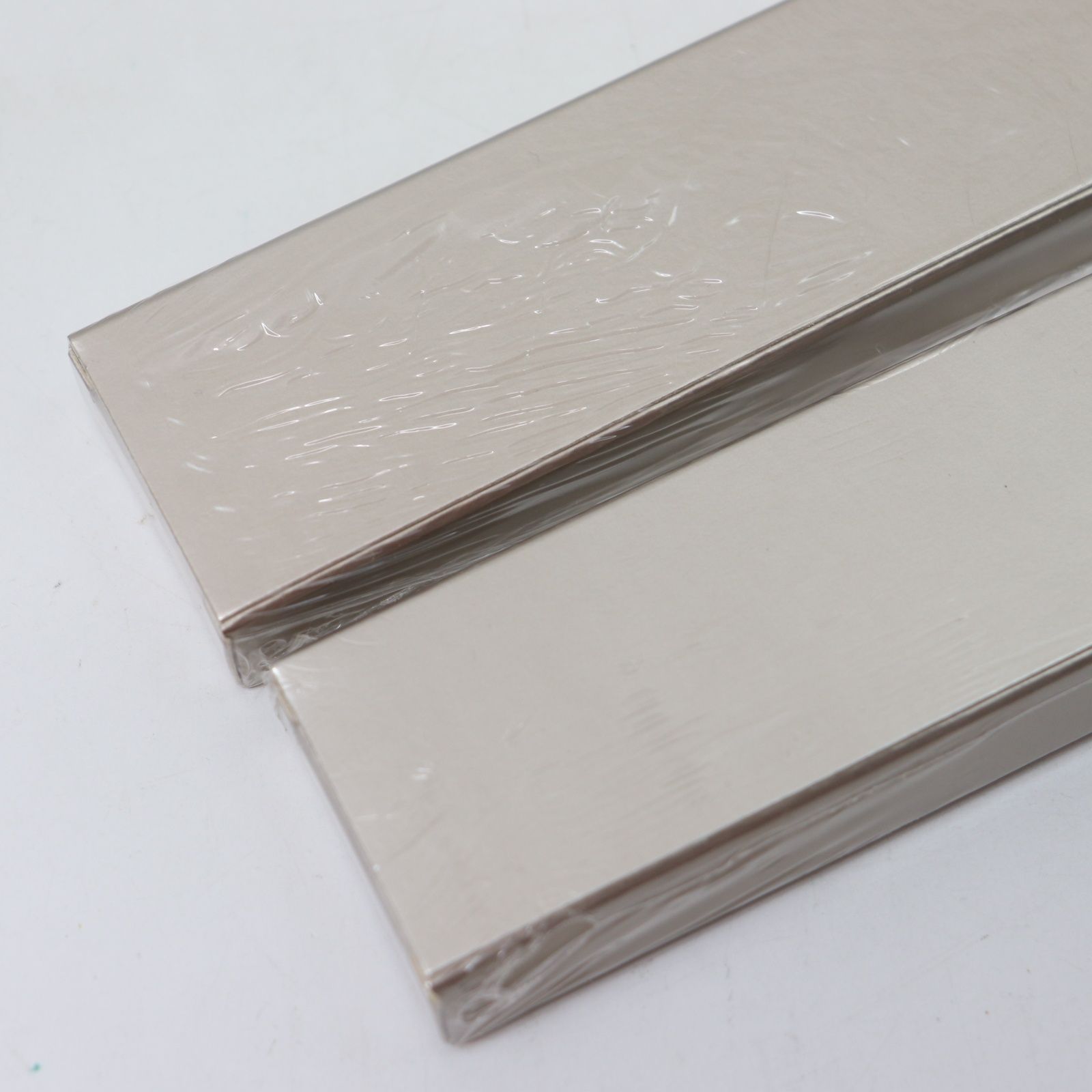 サステナブルな IT25CQ0GYW6W Christofle クリストフル 箸 おはし はし 2膳セット 生活雑貨 食事 キッチン 箱 ブランド 親しみやすい