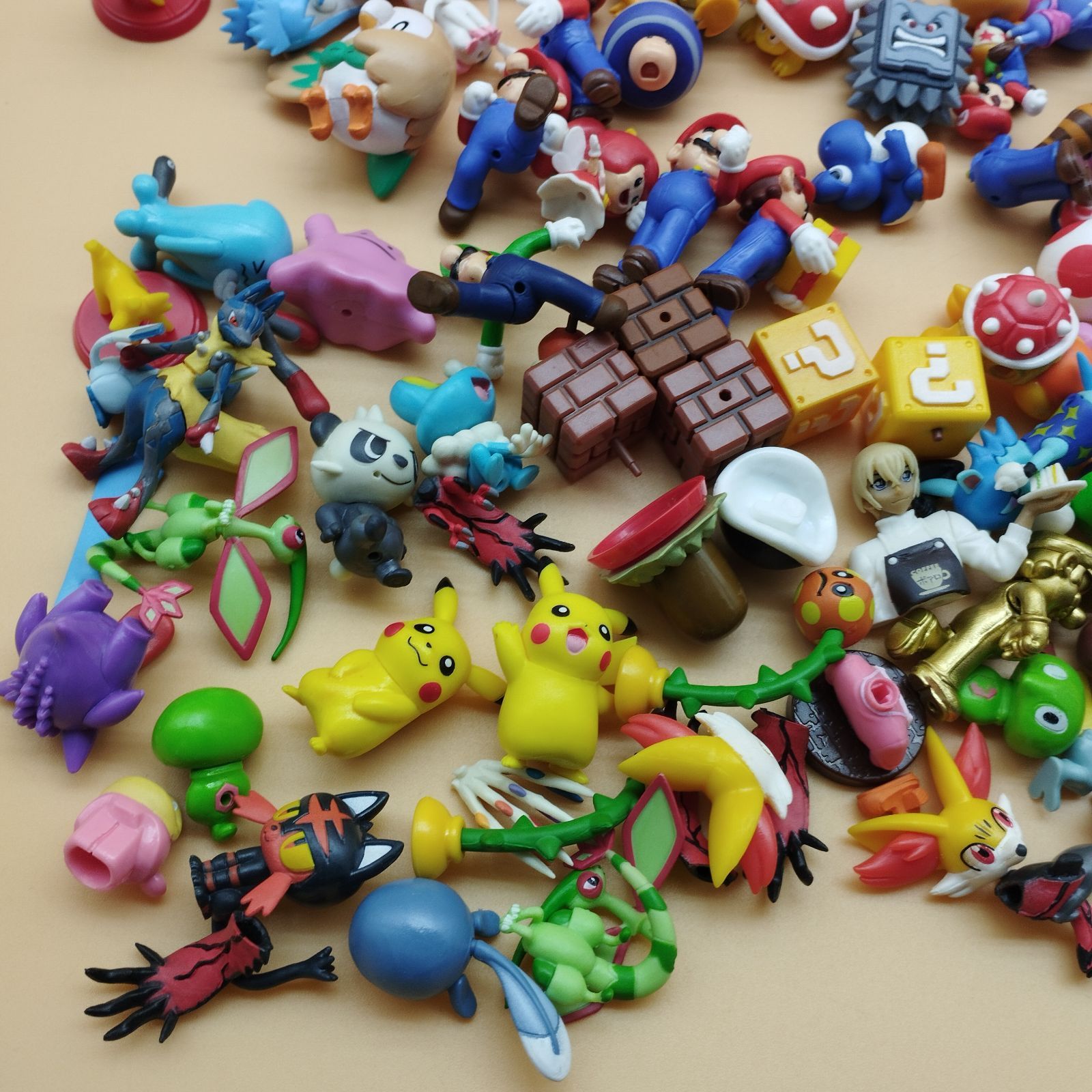 チョコエッグ　大量　まとめ売り チョコエッグ 大量 まとめ売り