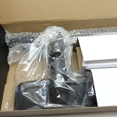 コードレスハンディクリーナー