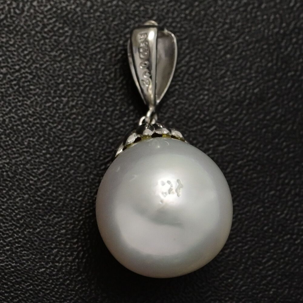 最安値人気新品。 0.02ct Φ14.5-15.5mm 白蝶真珠 シロチョウ サウスシーパール･ダイヤモンドペンダントトップ Pt900-6.6g プラチナ プレゼント ♀ S レディース 593909
