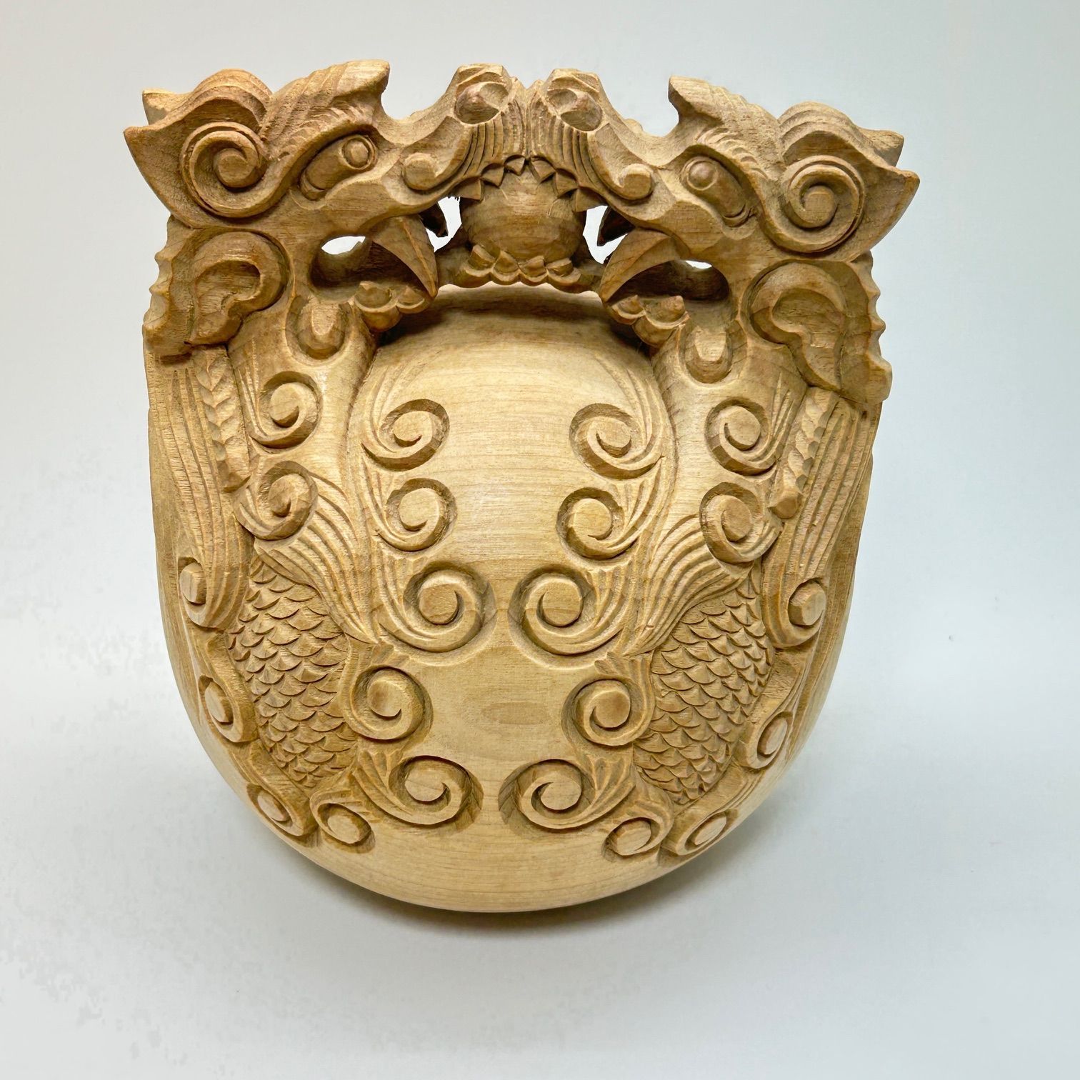 満足する 楠製 木魚 彫刻装飾付き 6寸 約18cm 龍彫り 仏具 伝統